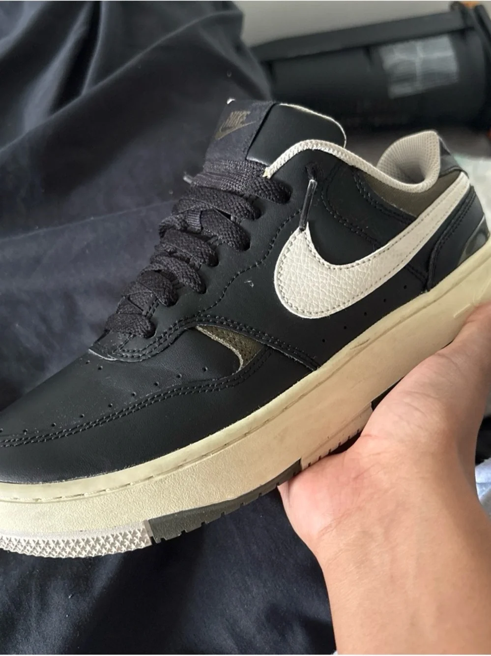 Nike Men’s Black & White Low-Top Sneaker with Cream Sole